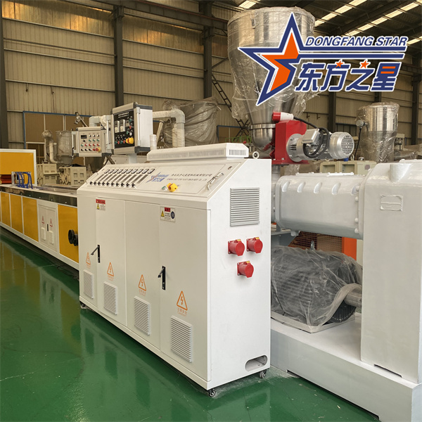 ​PVC 목재-플라스틱 복합 패널 장비 정보